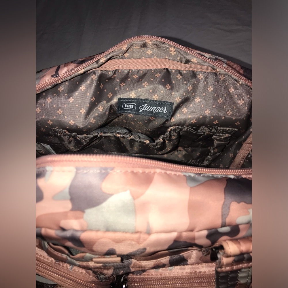 Lug Jumper Carryall Tote and bottle carrier in Camo Rose - Picture 4 of 10